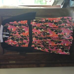 Silky dress with knit sleeves and waist band, back zipper